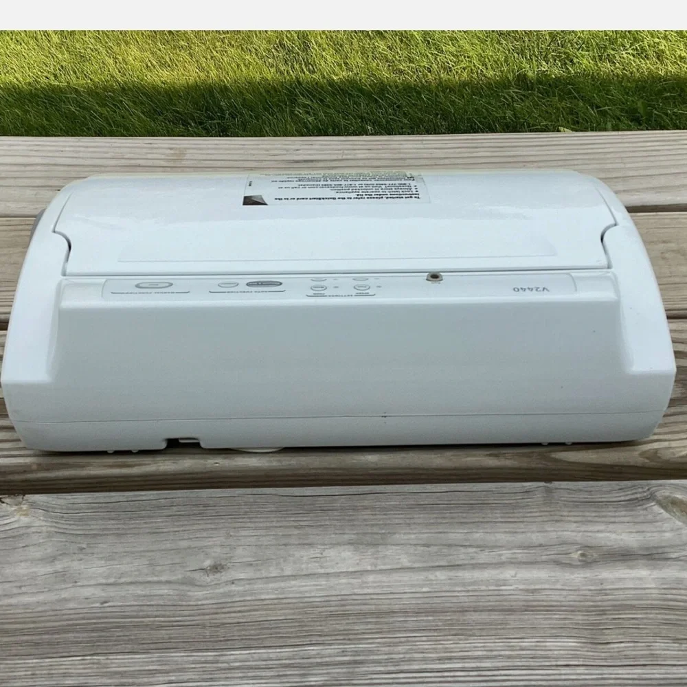 Food Saver Advanced Design Food Sealer Vacuum Sealer V2440 Original Box - Picture 7 of 11